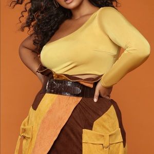 Fashion Nova x Cardi B One Sleeve Crop Top